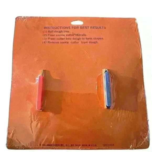 Raggedy Ann And Andy Cookie Cutters New! Dead Stock Large  Bobbs Merrill Co - Picture 2 of 2